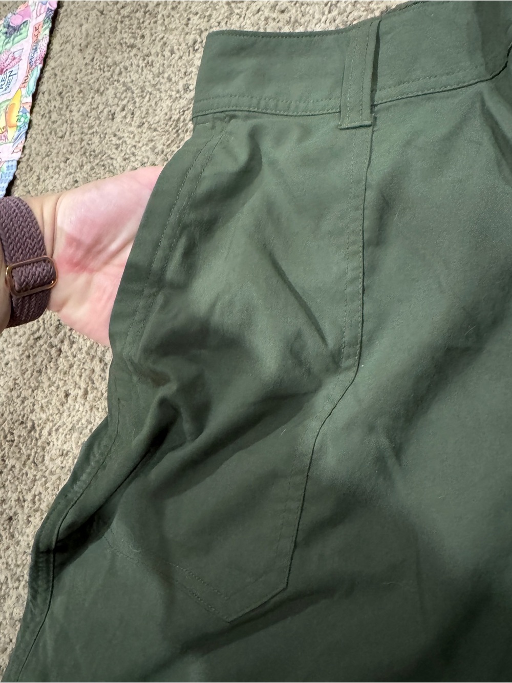 *NWT* REI Shaded Olive Sahara hiking Bermuda Shorts—Size 8 - Picture 9 of 11